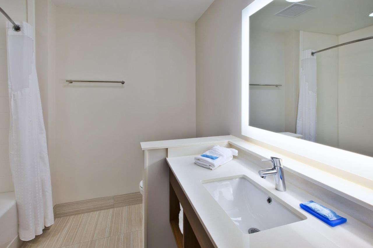Holiday Inn Express And Suites South Hill By Ihg Eksteriør bilde