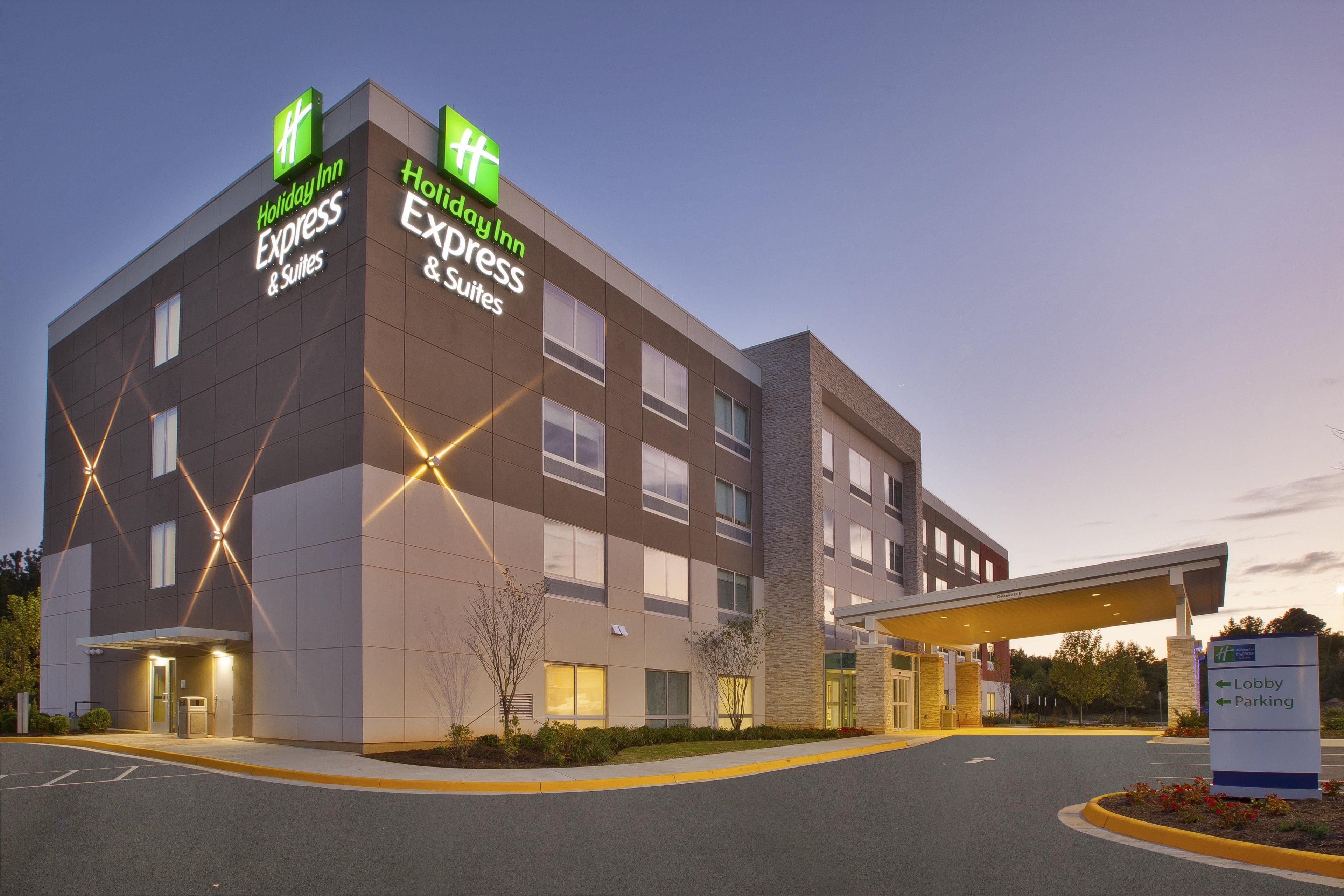 Holiday Inn Express And Suites South Hill By Ihg Eksteriør bilde